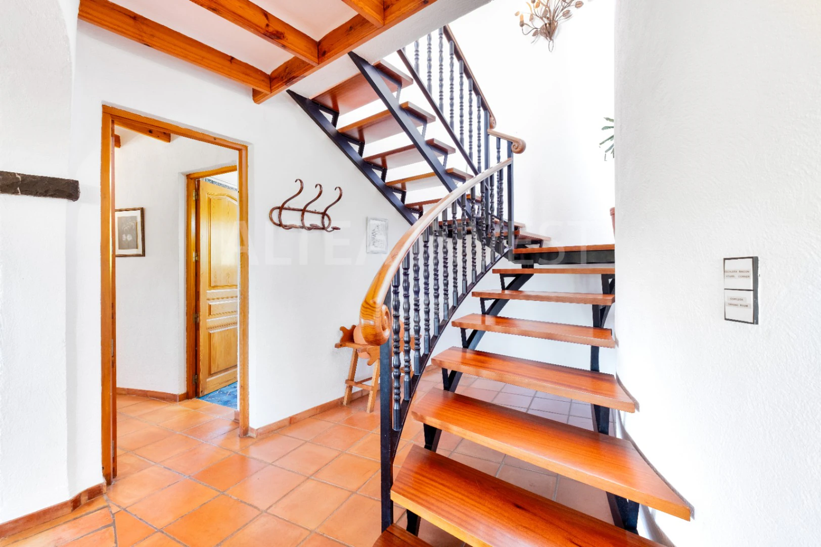 1557 - Mediterranean Estate with Over 16,000 m² of Private Land in a Unique Natural Setting of Altea