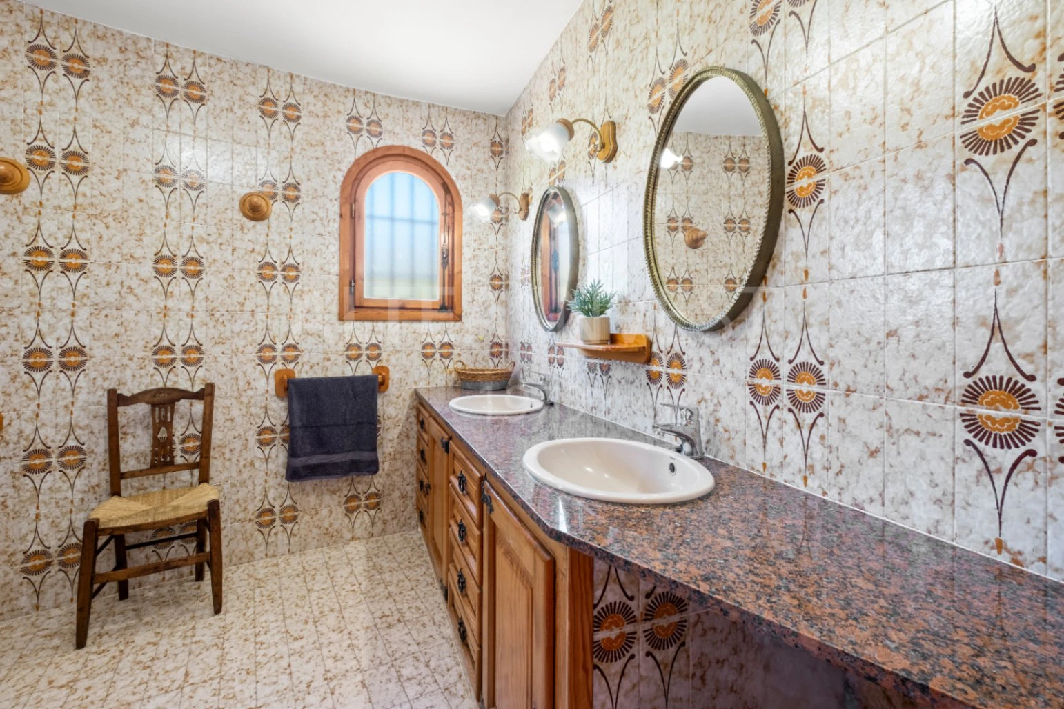 1557 - Mediterranean Estate with Over 16,000 m² of Private Land in a Unique Natural Setting of Altea