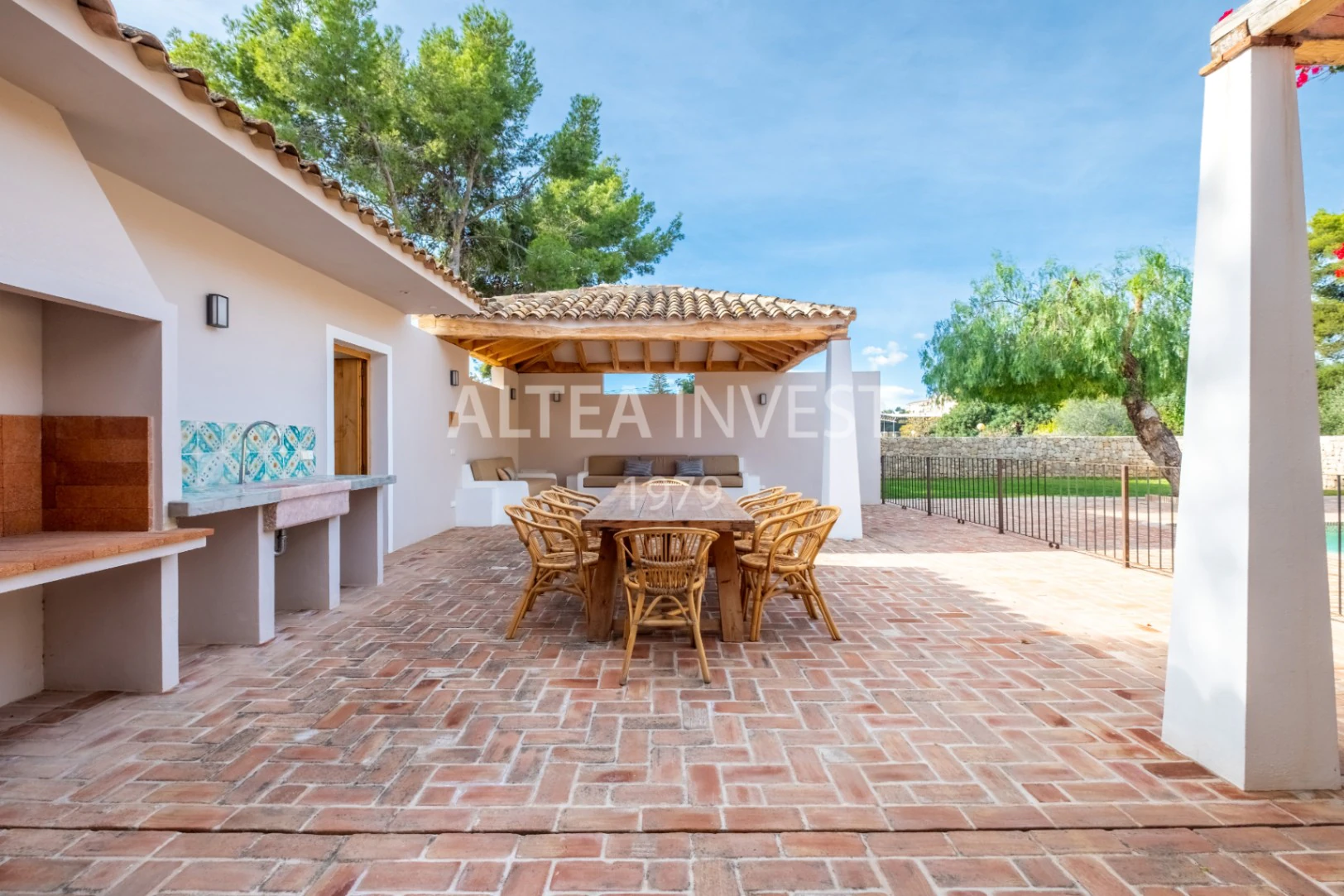 1465 - Villa “La Huerta” : Esencia mediterránea y serenidad en el corazón de Alfaz Del Pí