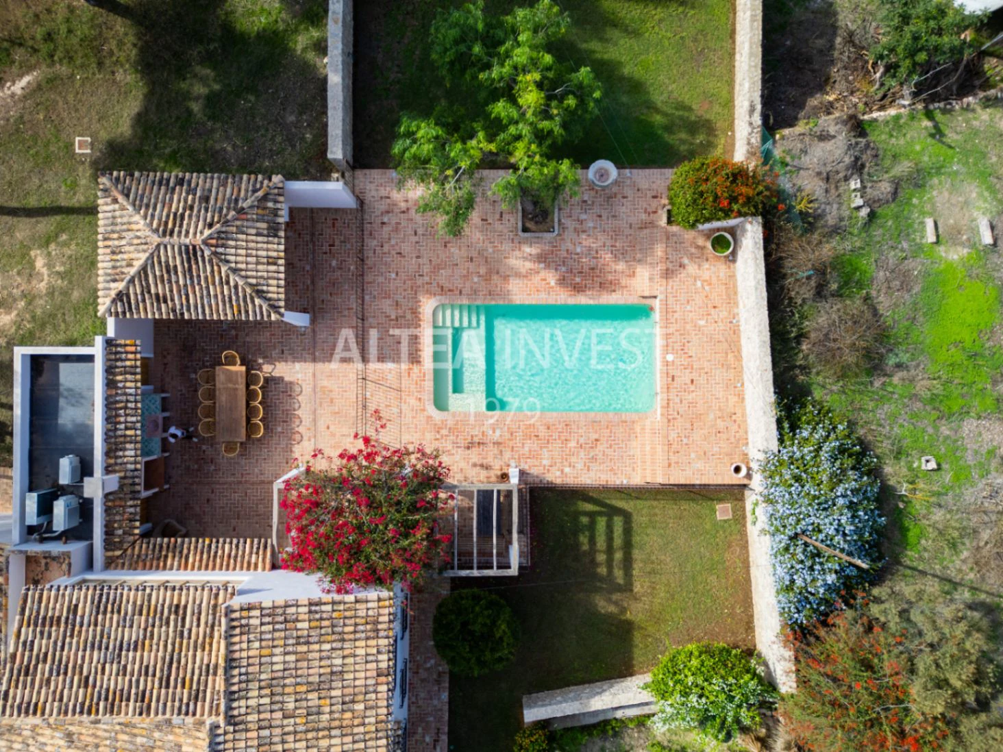 1465 - Villa “La Huerta” : Esencia mediterránea y serenidad en el corazón de Alfaz Del Pí