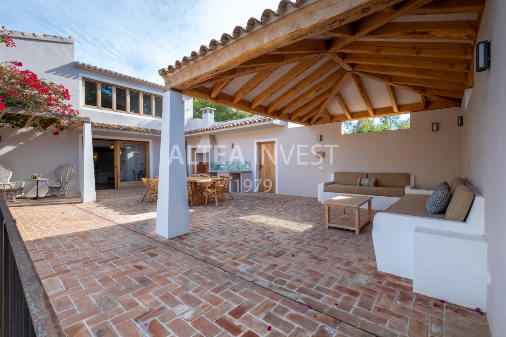 1465 - Villa “La Huerta” : Esencia mediterránea y serenidad en el corazón de Alfaz Del Pí