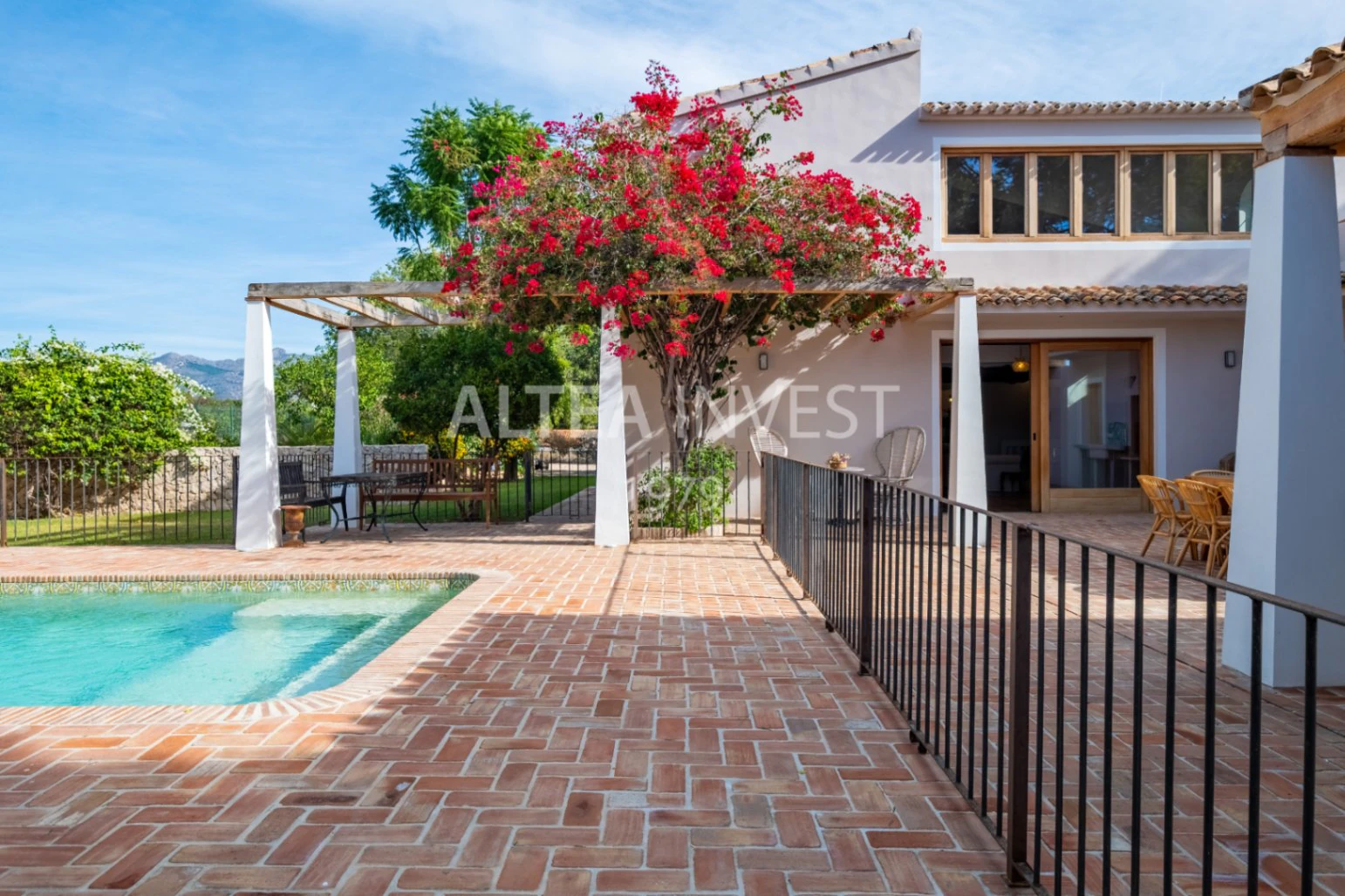 1465 - Villa “La Huerta” : Esencia mediterránea y serenidad en el corazón de Alfaz Del Pí