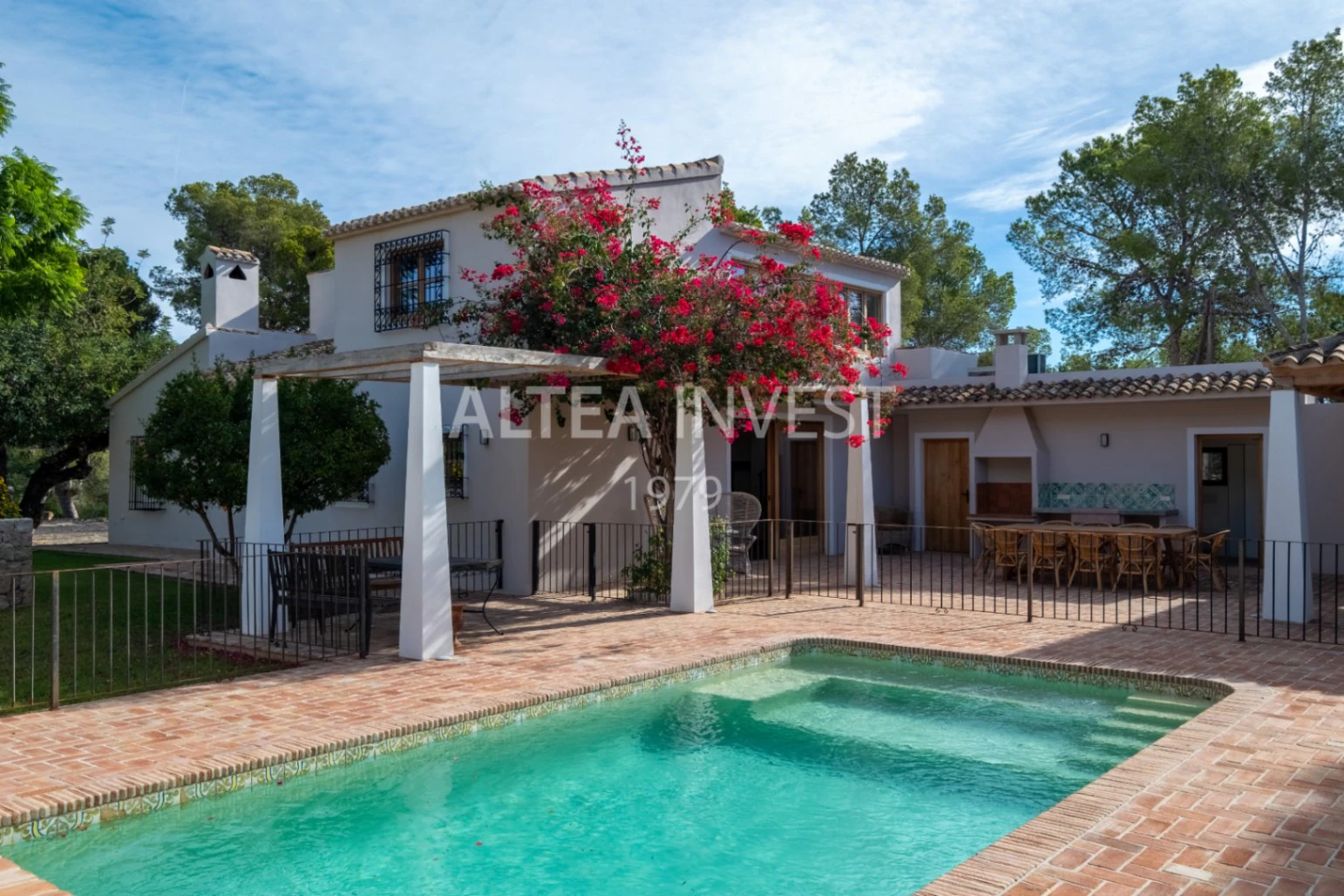 1465 - Villa “La Huerta” : Esencia mediterránea y serenidad en el corazón de Alfaz Del Pí