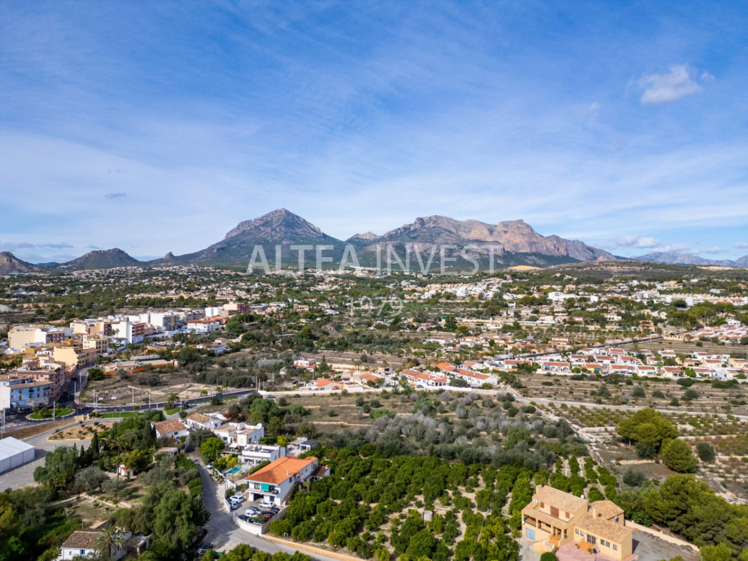1465 - Villa “La Huerta” : Esencia mediterránea y serenidad en el corazón de Alfaz Del Pí