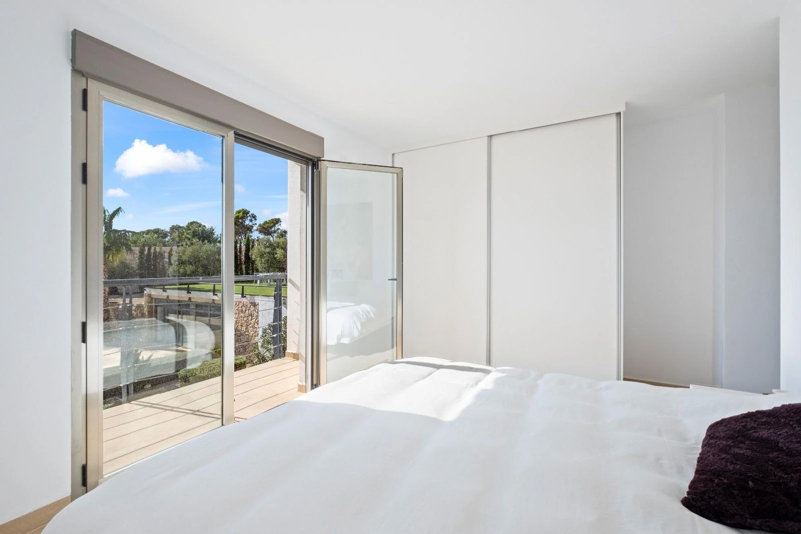 Stunning modern style villa with sea views