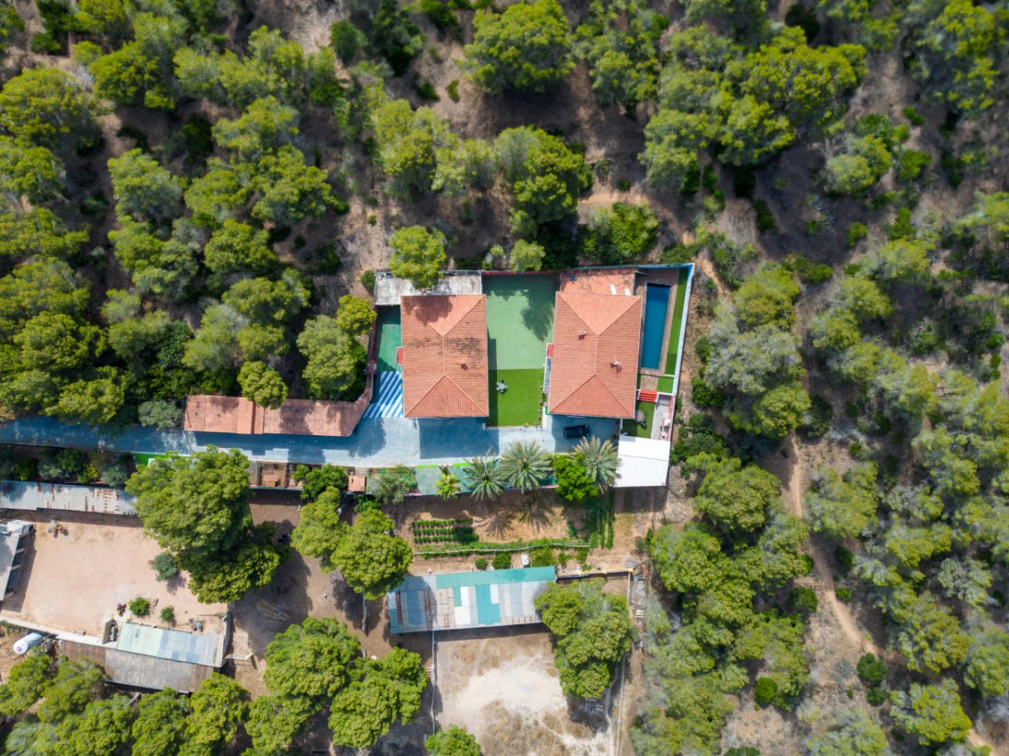 Two Villas – Nature, Privacy, and Versatility in a Unique Setting Next to Sierra Helada