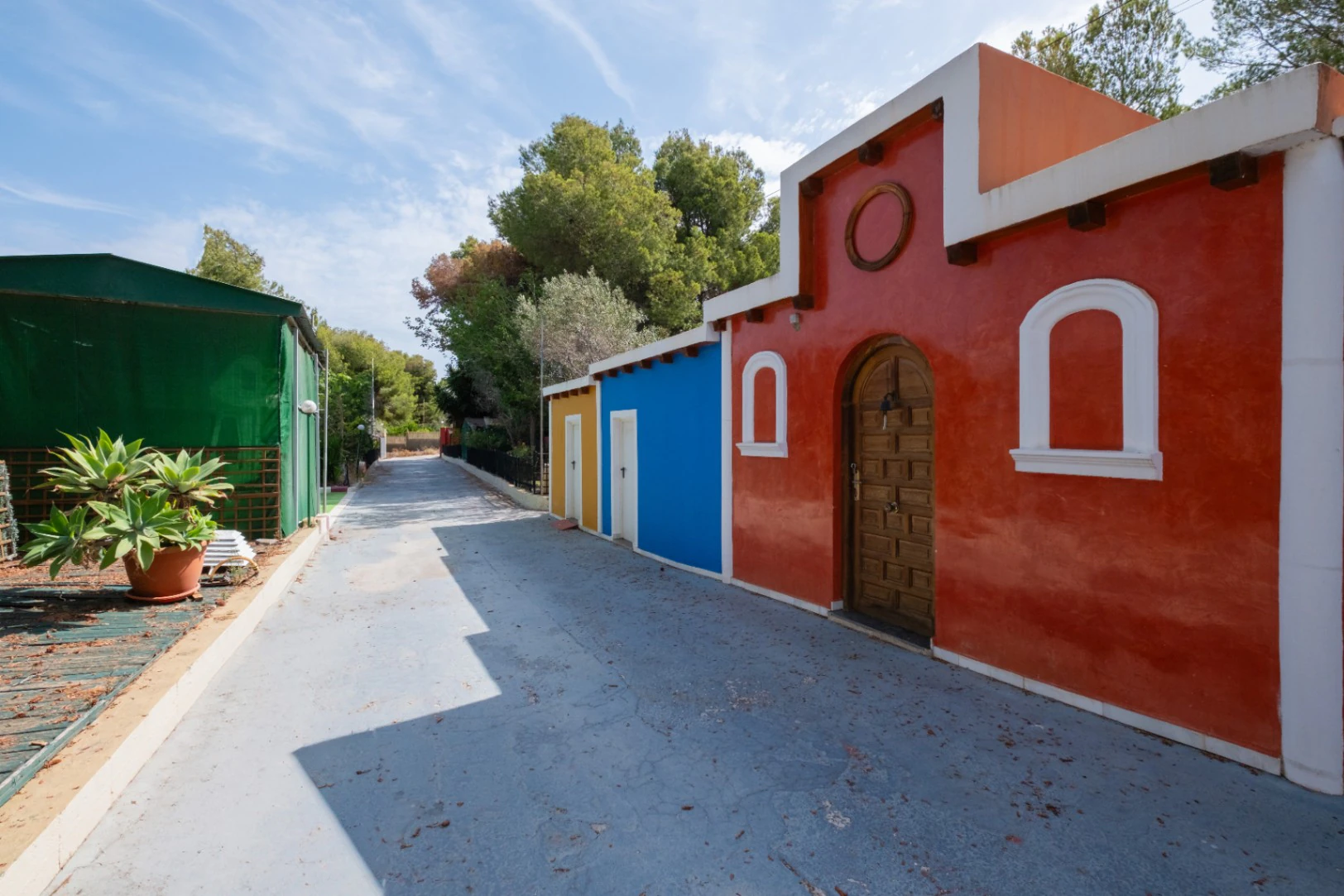 Two Villas – Nature, Privacy, and Versatility in a Unique Setting Next to Sierra Helada