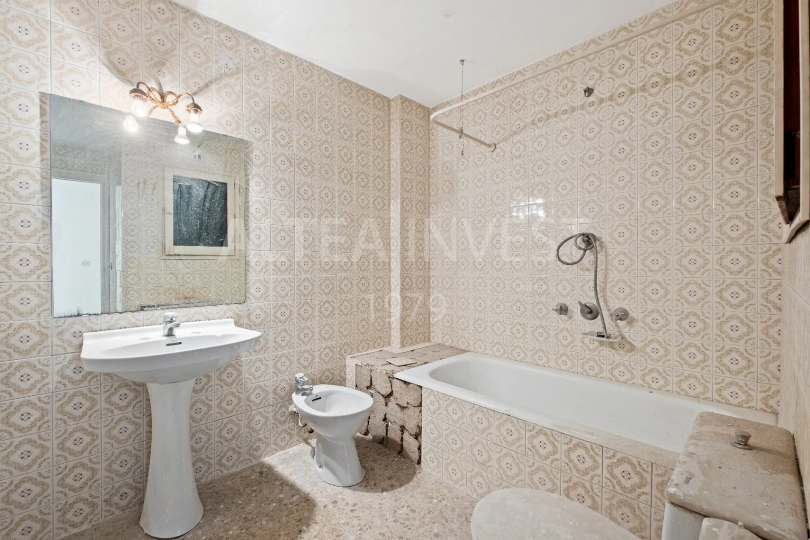 Appartement au centre d'Altea, à 150 mètres de la mer : Grande opportunité de rénovation (Rendu)