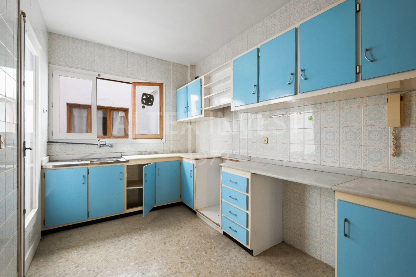 Appartement au centre d'Altea, à 150 mètres de la mer : Grande opportunité de rénovation (Rendu)