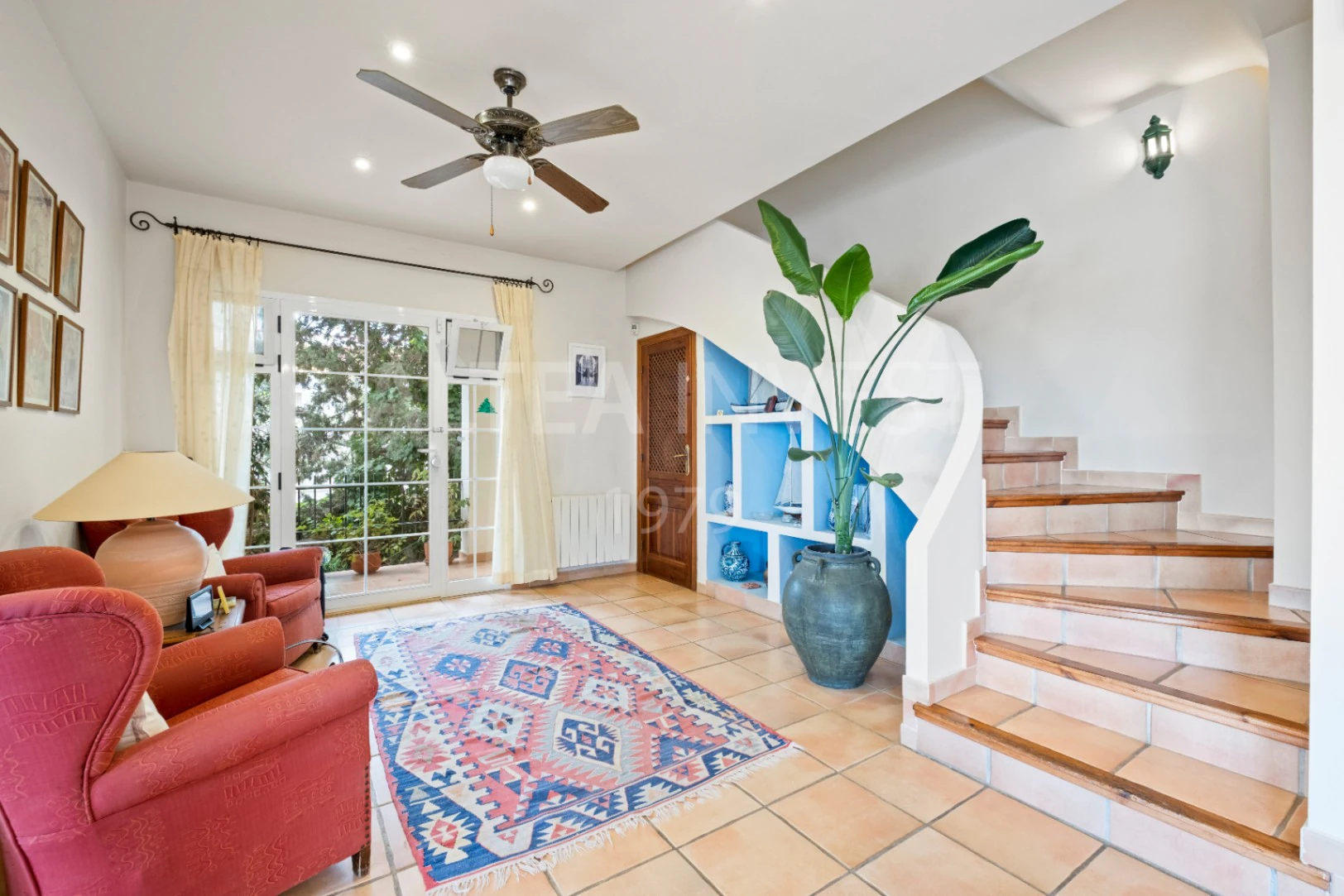Traditional style villa with sea and mountain views in Alfaz del Pi