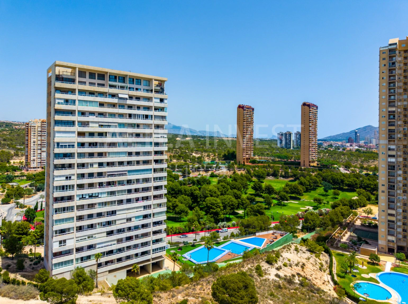 Charming refurbished apartment with panoramic views in Playa de Poniente