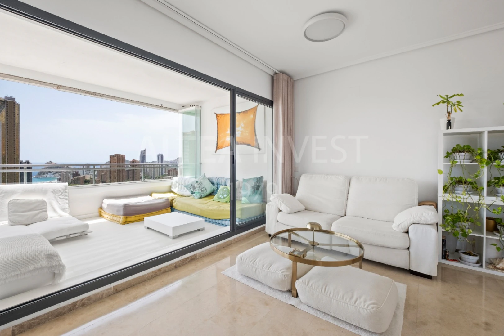 Charming refurbished apartment with panoramic views in Playa de Poniente