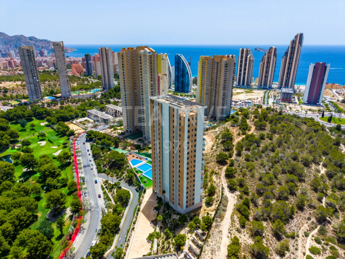 Charming refurbished apartment with panoramic views in Playa de Poniente