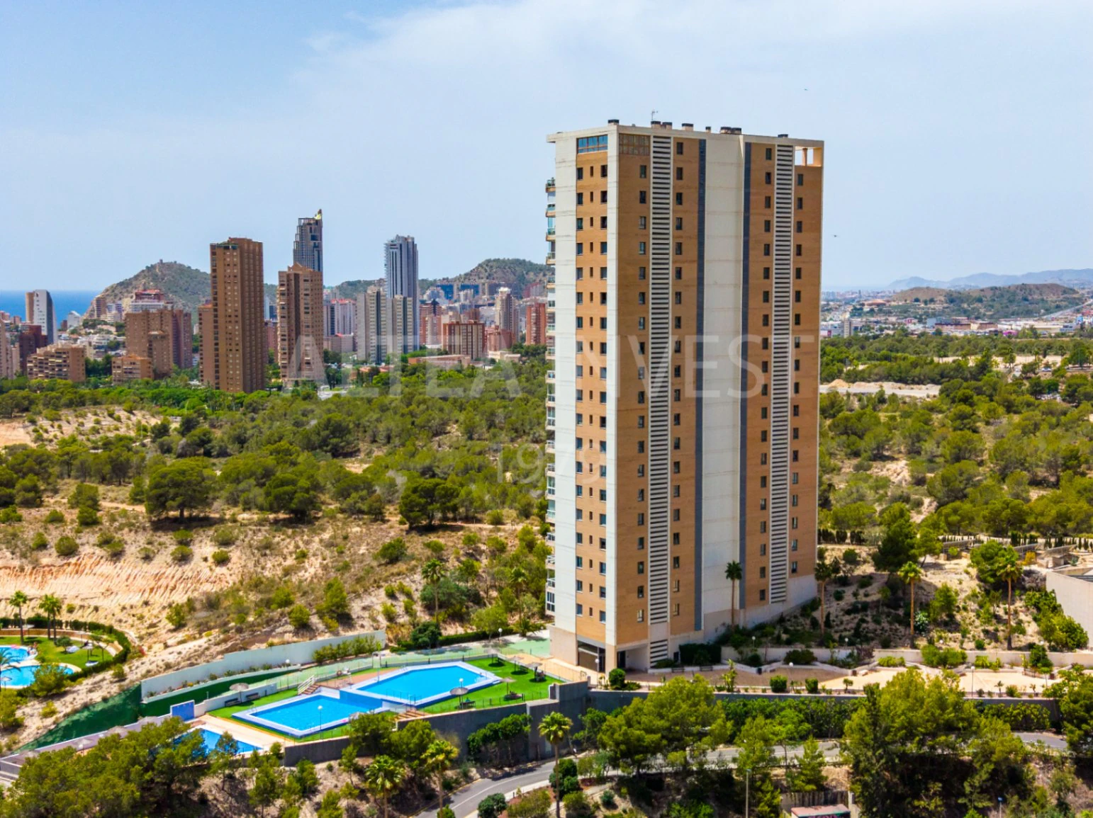 Charming refurbished apartment with panoramic views in Playa de Poniente