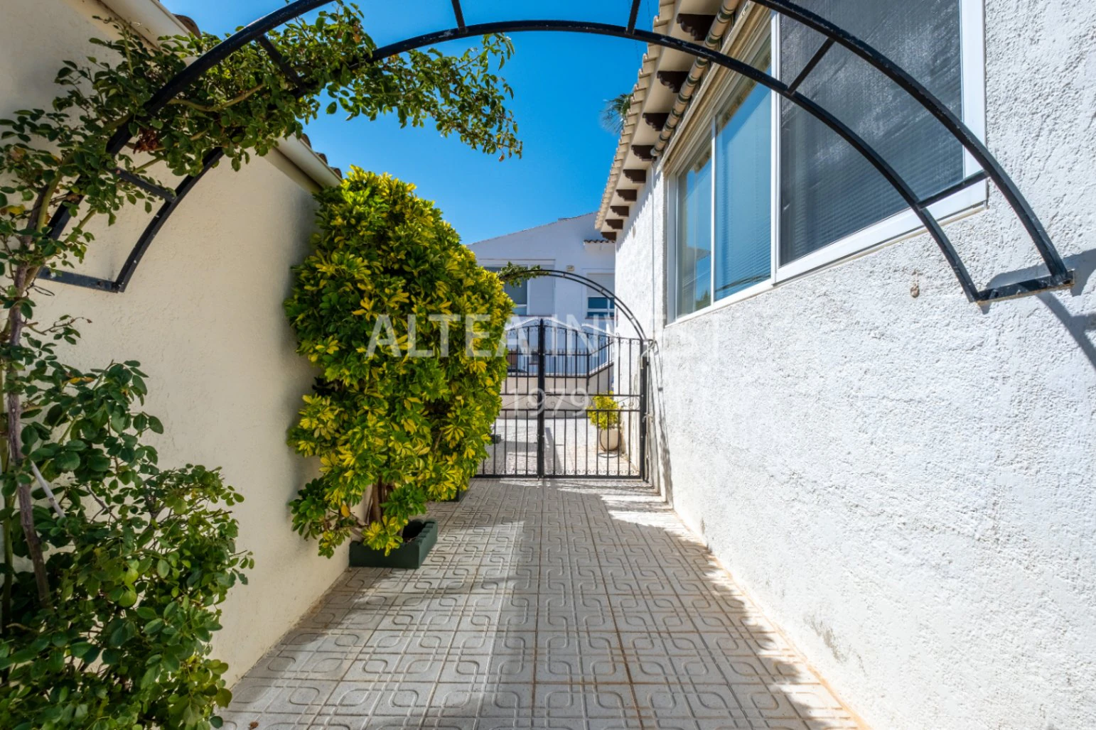 1457 - Cosy Mediterranean villa with spectacular views of Altea Bay