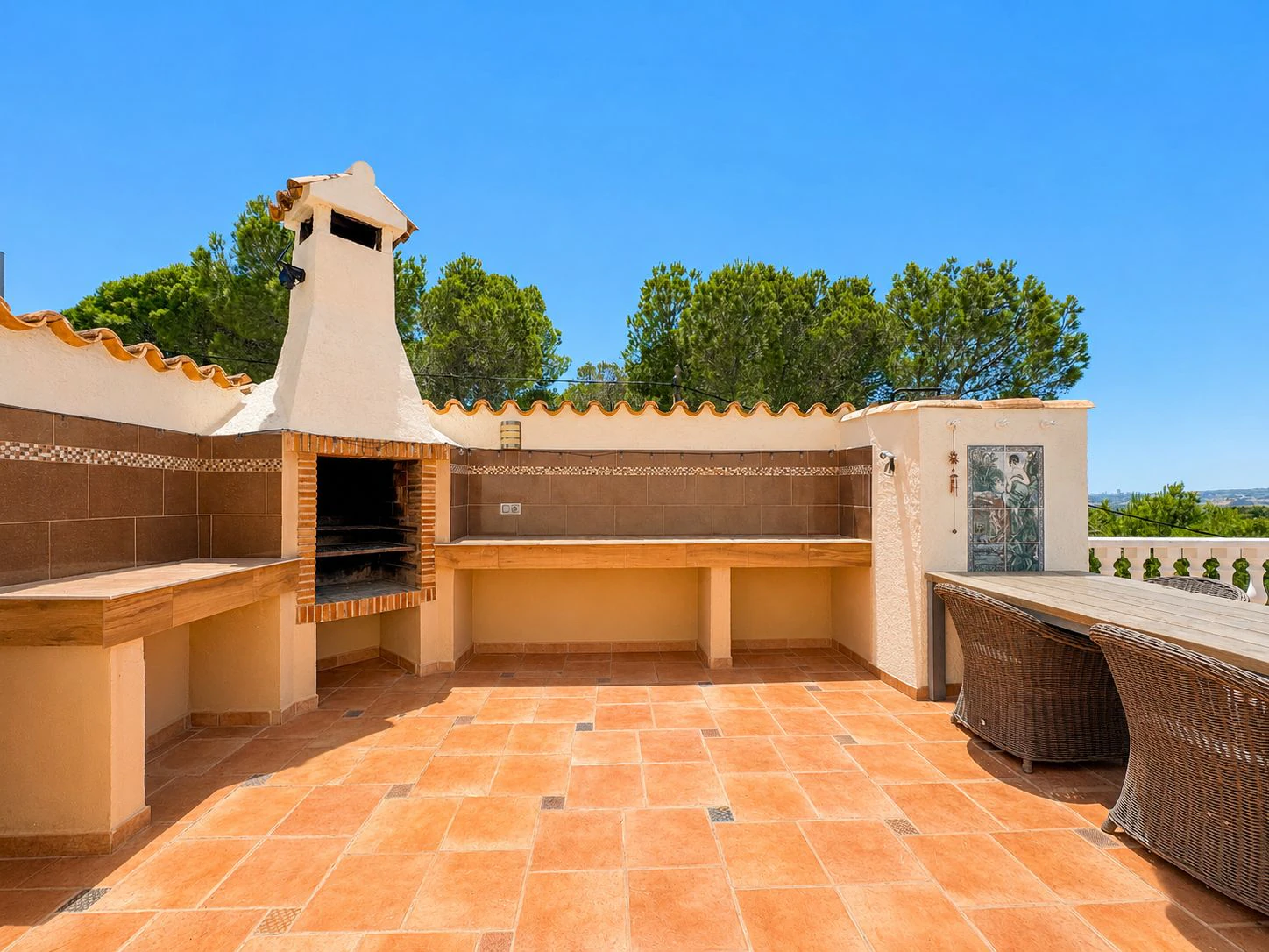 Mediterranean Villa with Sea and Mountain Views in an Exclusive Residential Area of Altea