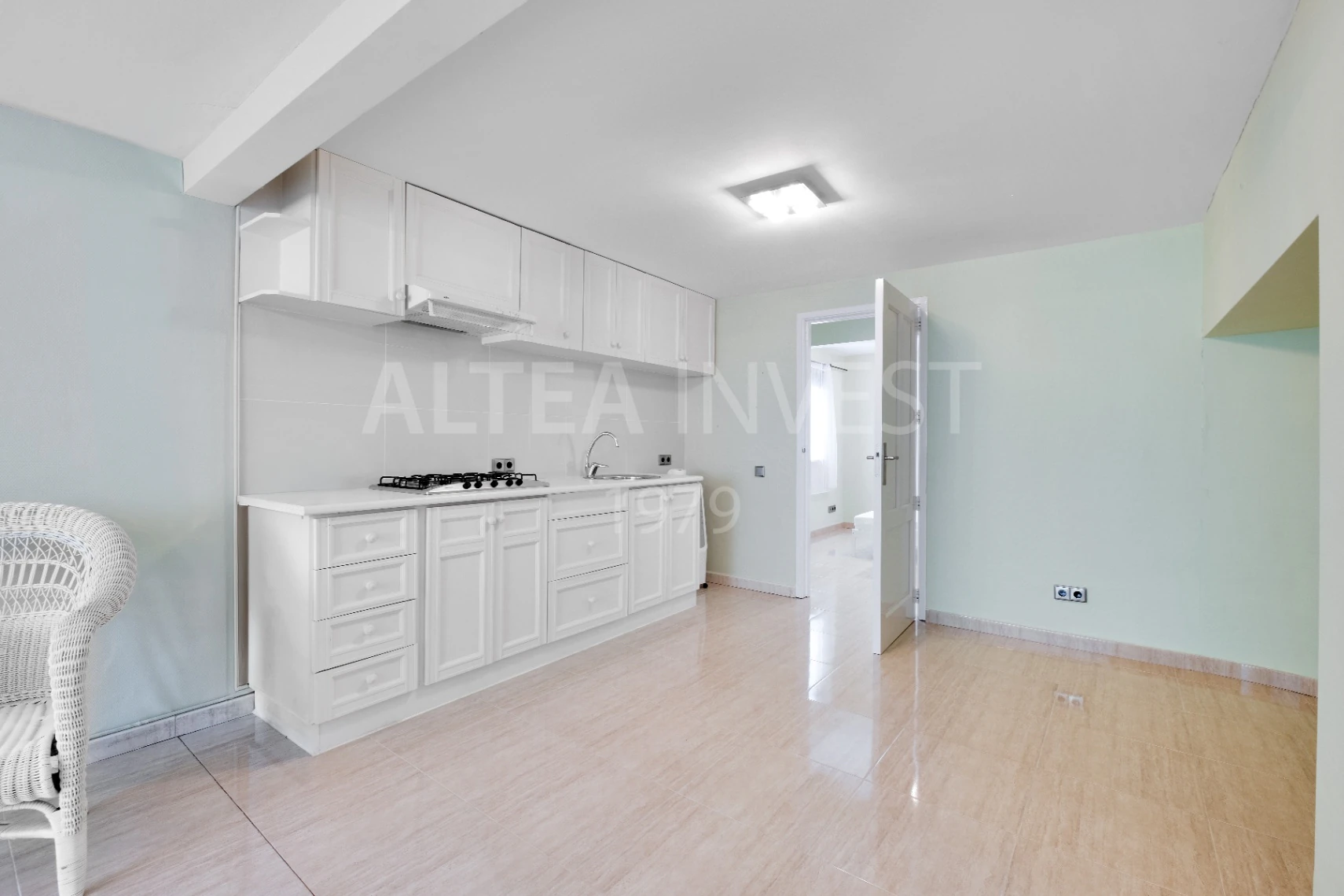 Exclusive mansion with large plot and panoramic views