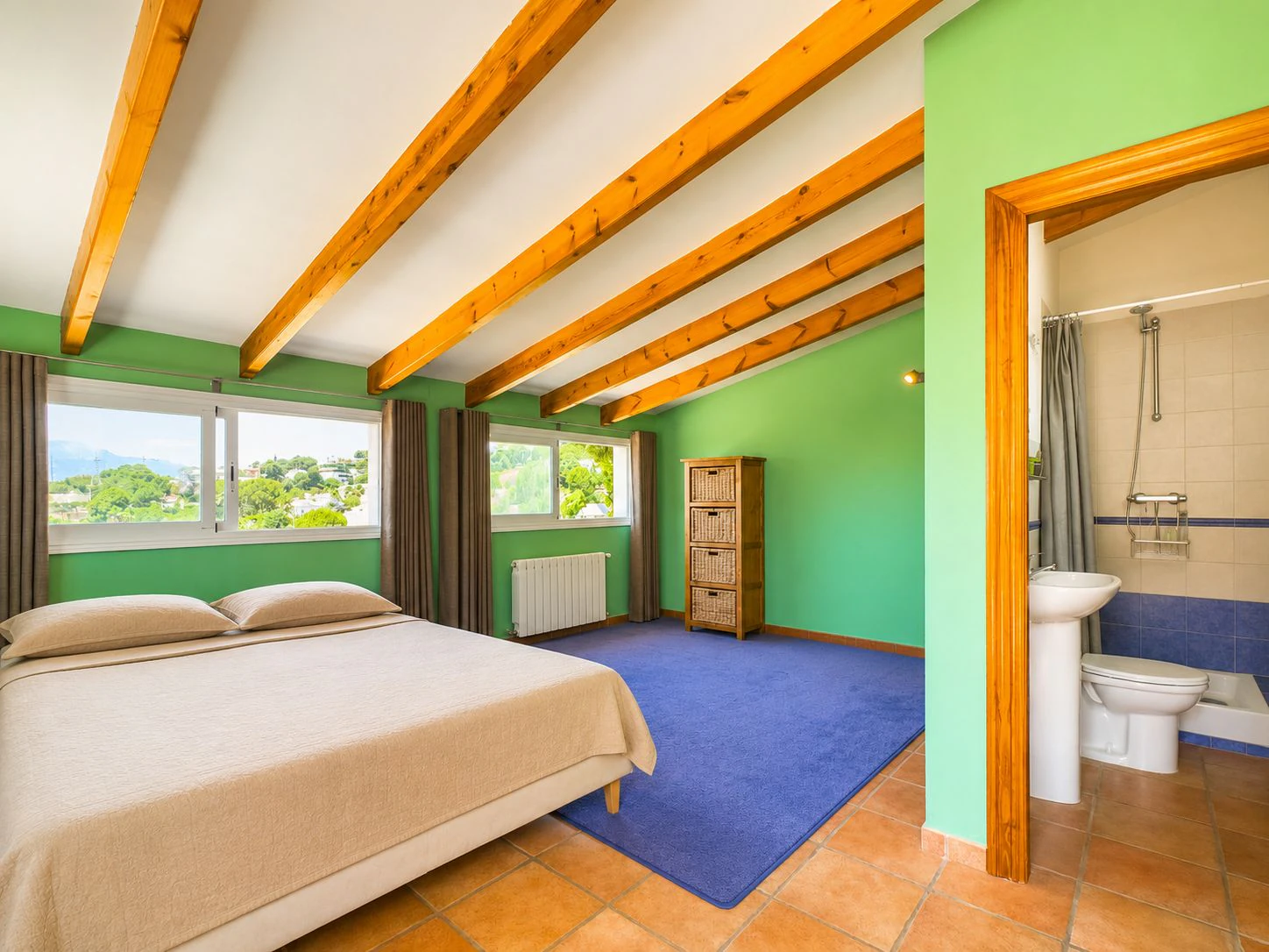 Mediterranean Villa with Sea and Mountain Views in an Exclusive Residential Area of Altea