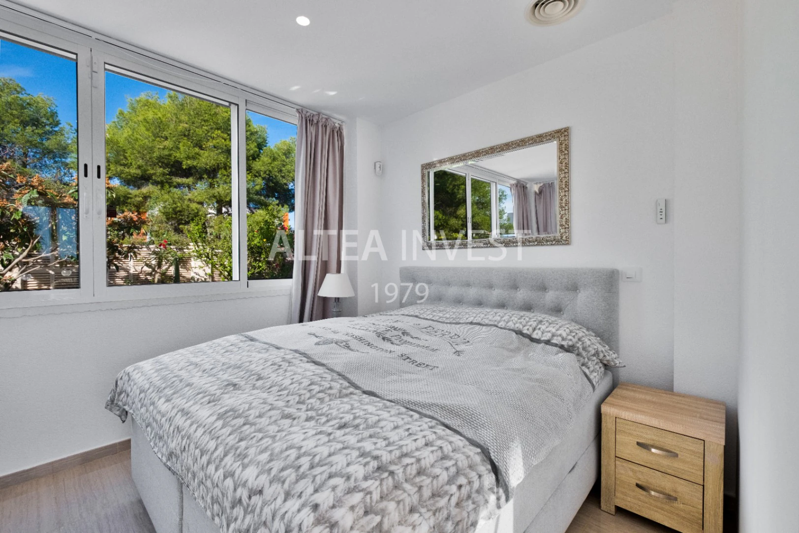 1475 - Elegant and Modern Villa with Panoramic Views of the Mediterranean Sea