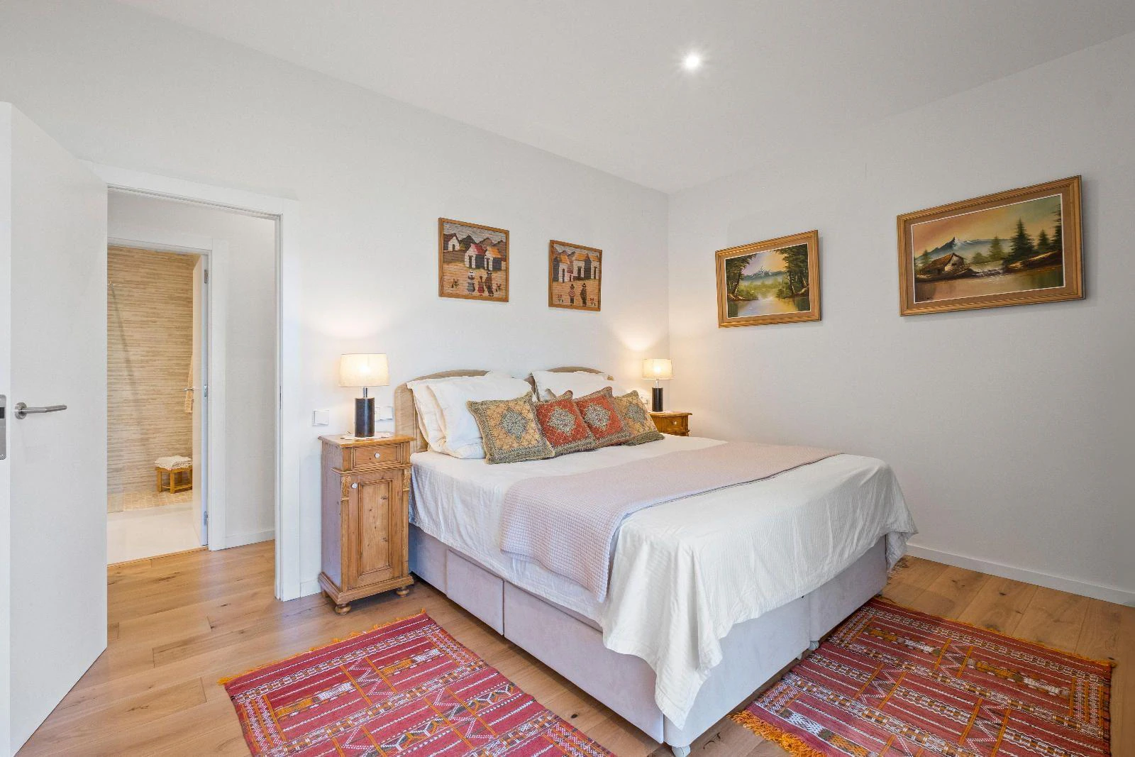1294 - Elegant Contemporary Villa on the Frontline of the Golf Club
