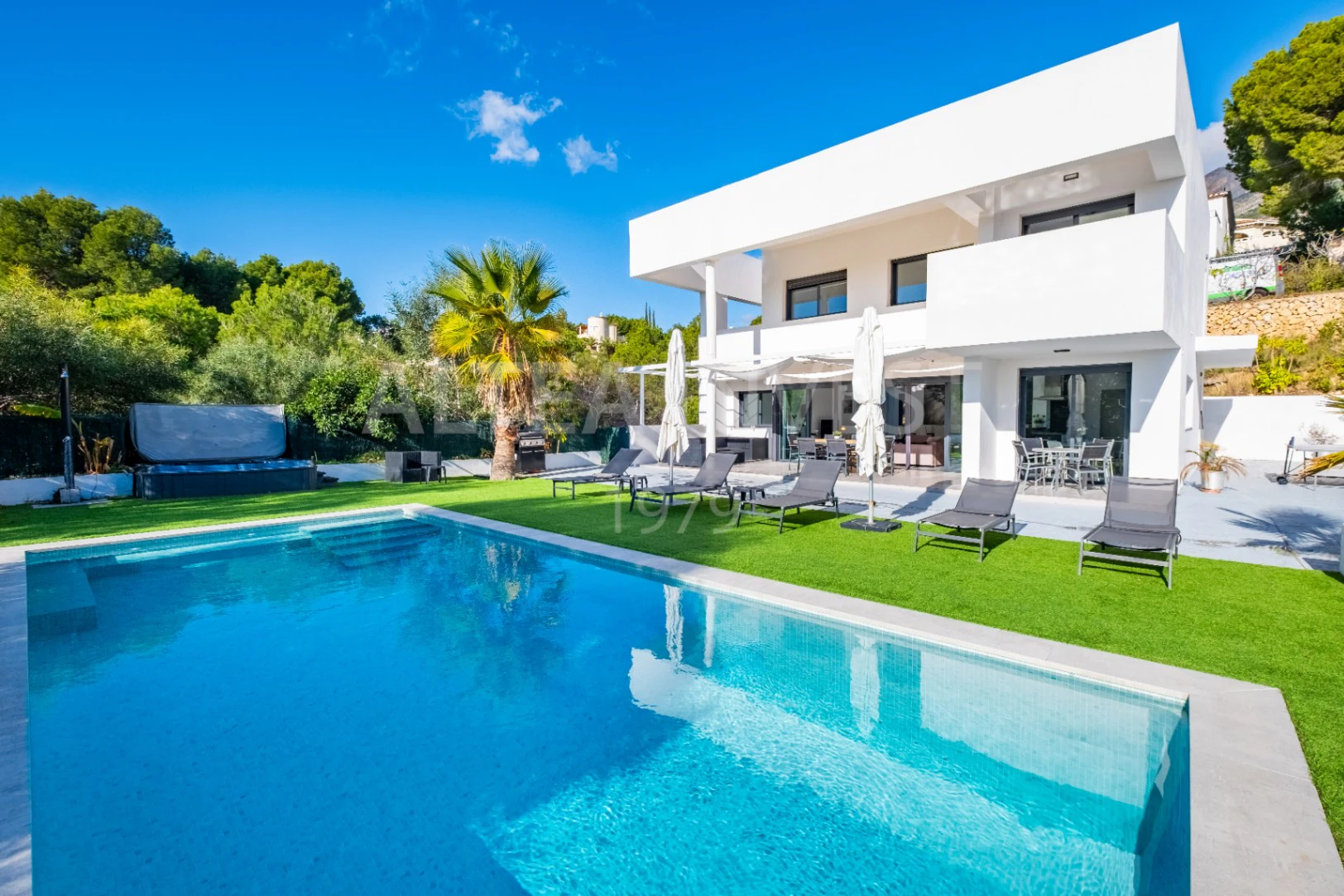 1504 - Elegant Mediterranean Villa with Sea Views in La Galera de las Palmeras