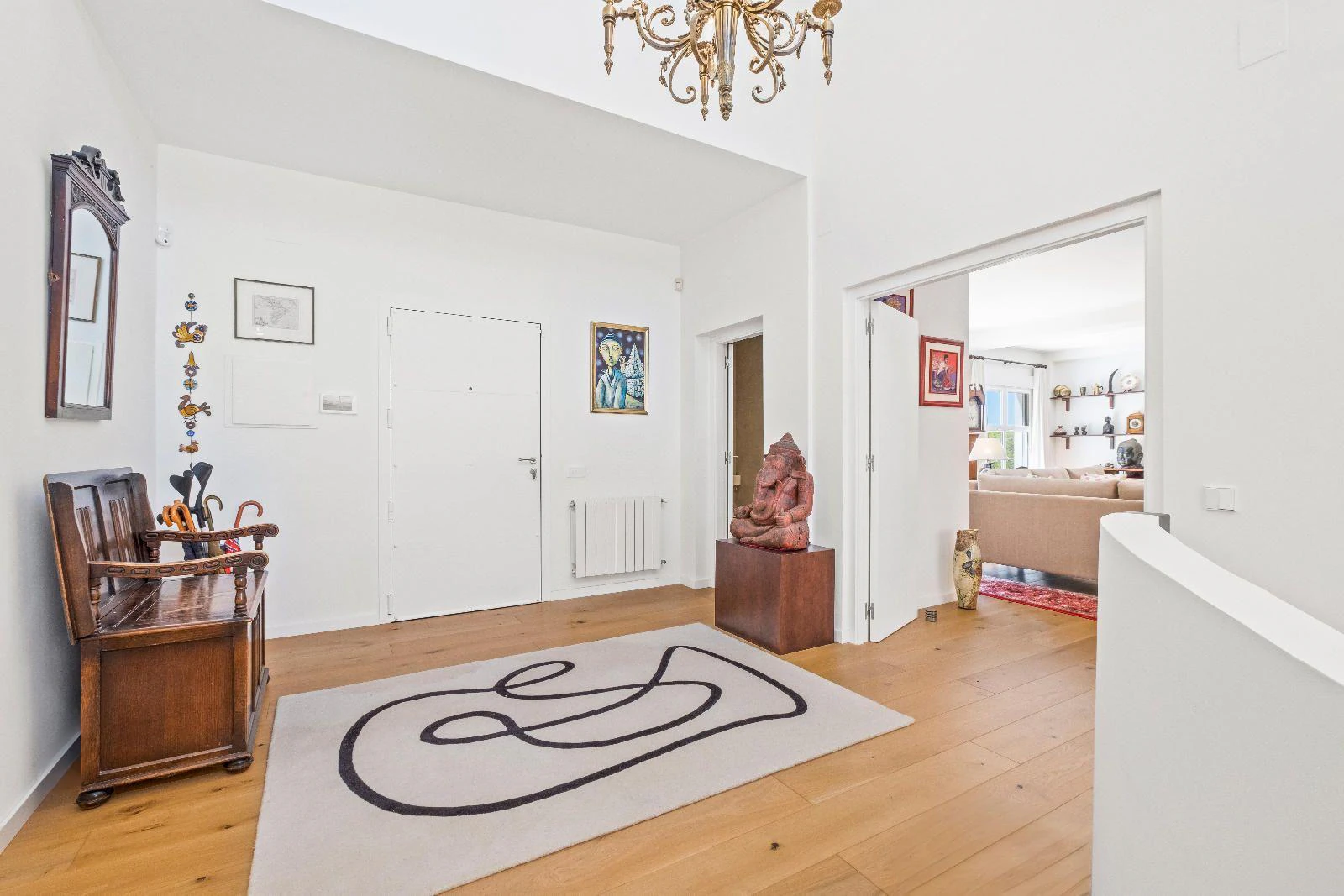 1294 - Elegant Contemporary Villa on the Frontline of the Golf Club
