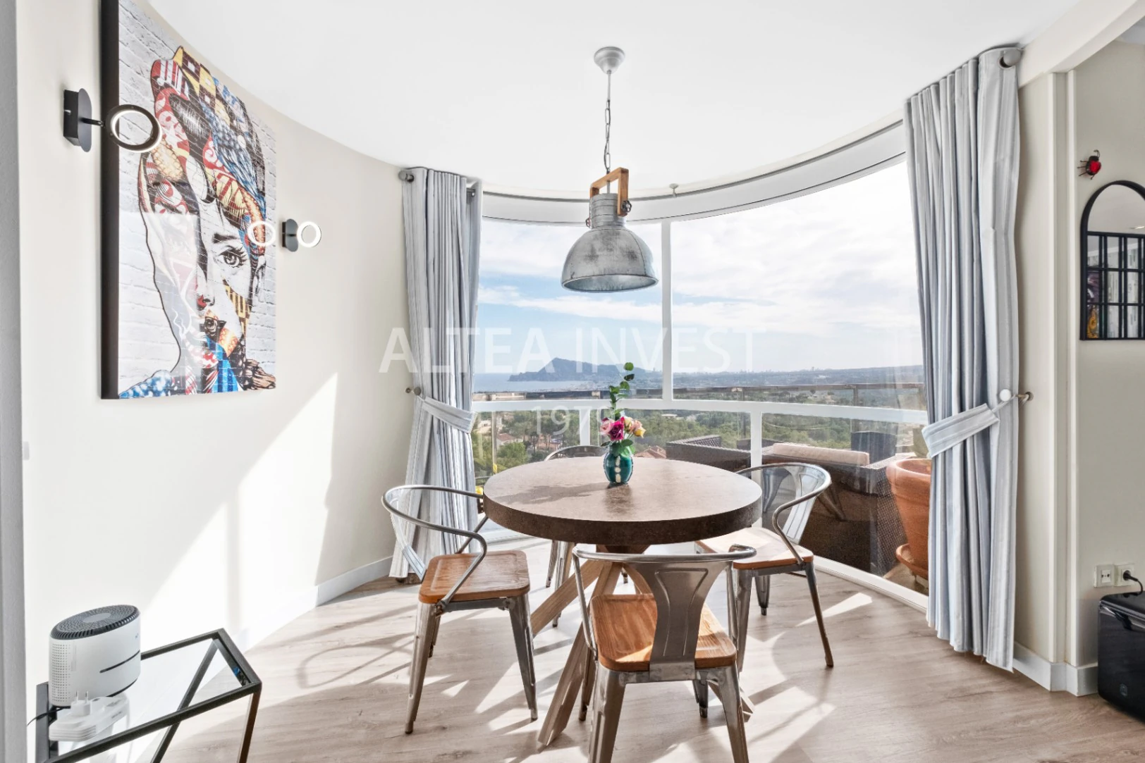 1451 - Dachgeschoss-Duplex mit großem Solarium, Jacuzzi und unvergleichlichem Ausblick
