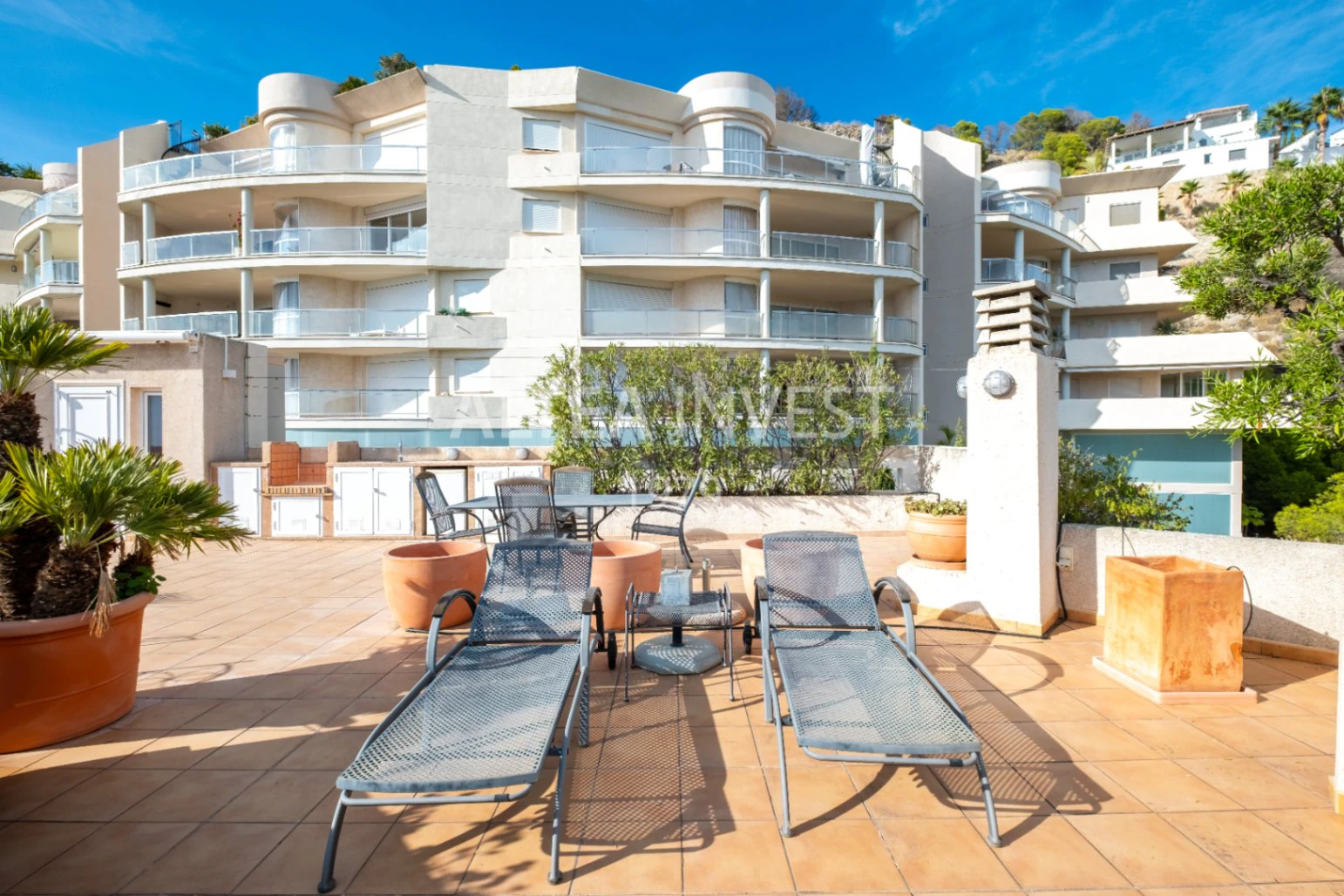1451 - Dachgeschoss-Duplex mit großem Solarium, Jacuzzi und unvergleichlichem Ausblick