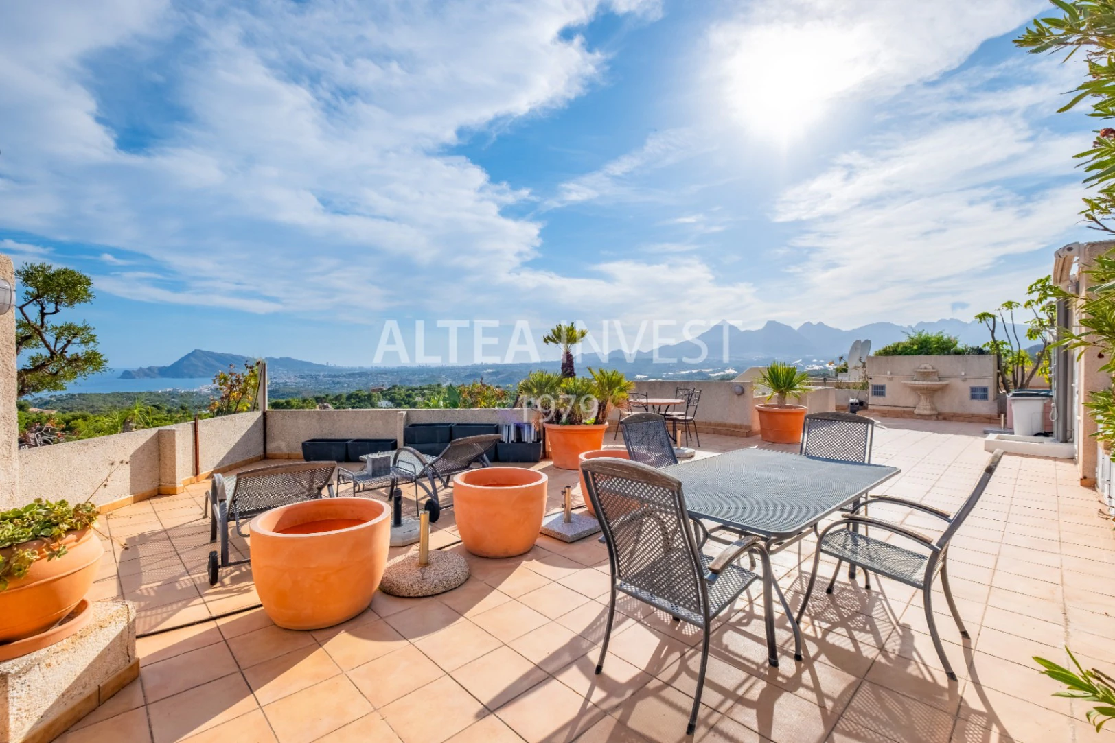 1451 - Dachgeschoss-Duplex mit großem Solarium, Jacuzzi und unvergleichlichem Ausblick