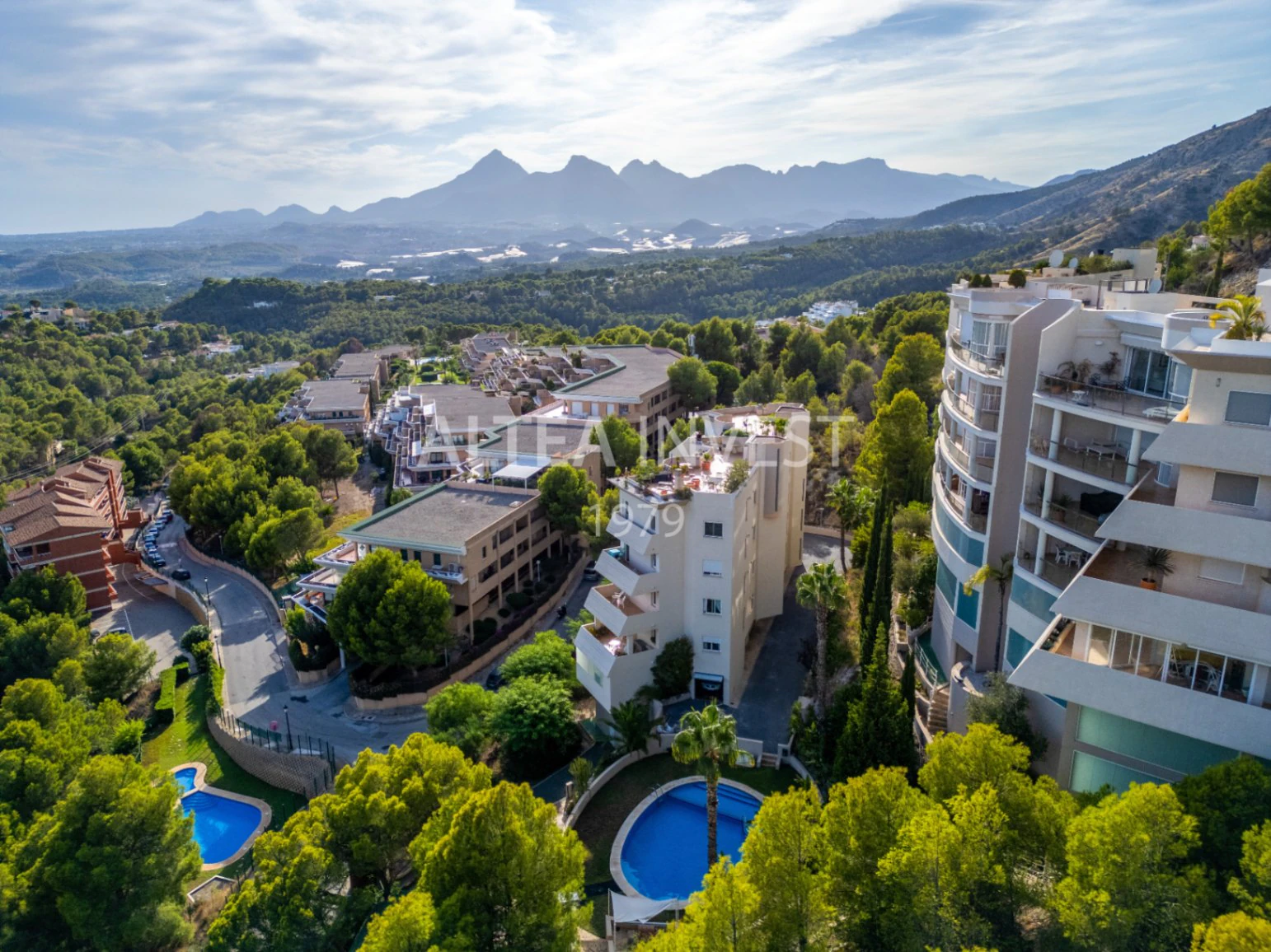 1451 - Dachgeschoss-Duplex mit großem Solarium, Jacuzzi und unvergleichlichem Ausblick