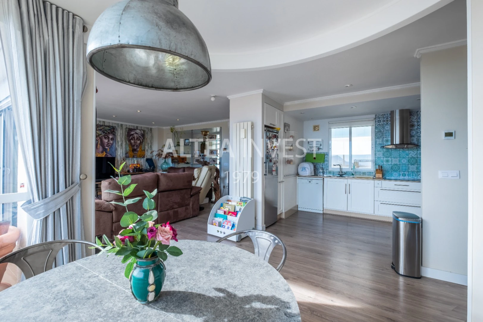 1451 - Dachgeschoss-Duplex mit großem Solarium, Jacuzzi und unvergleichlichem Ausblick