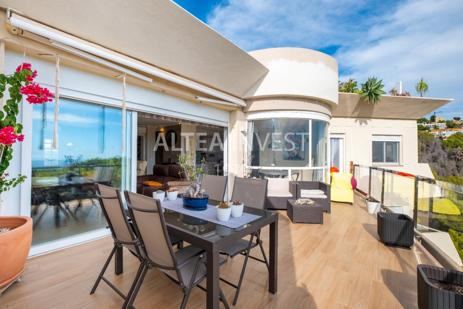 1451 - Dachgeschoss-Duplex mit großem Solarium, Jacuzzi und unvergleichlichem Ausblick