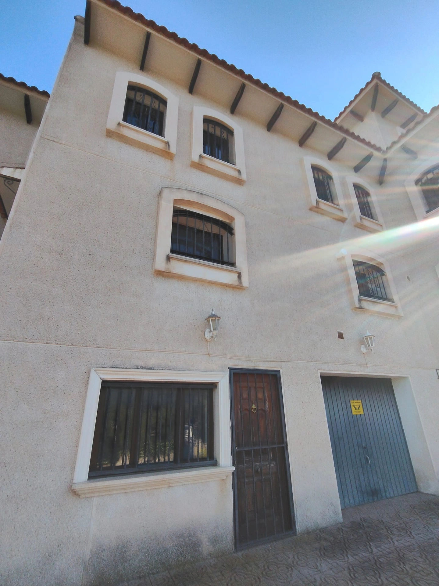 FINCA EXCLUSIVA CON ALTO POTENCIAL EN La Nucía