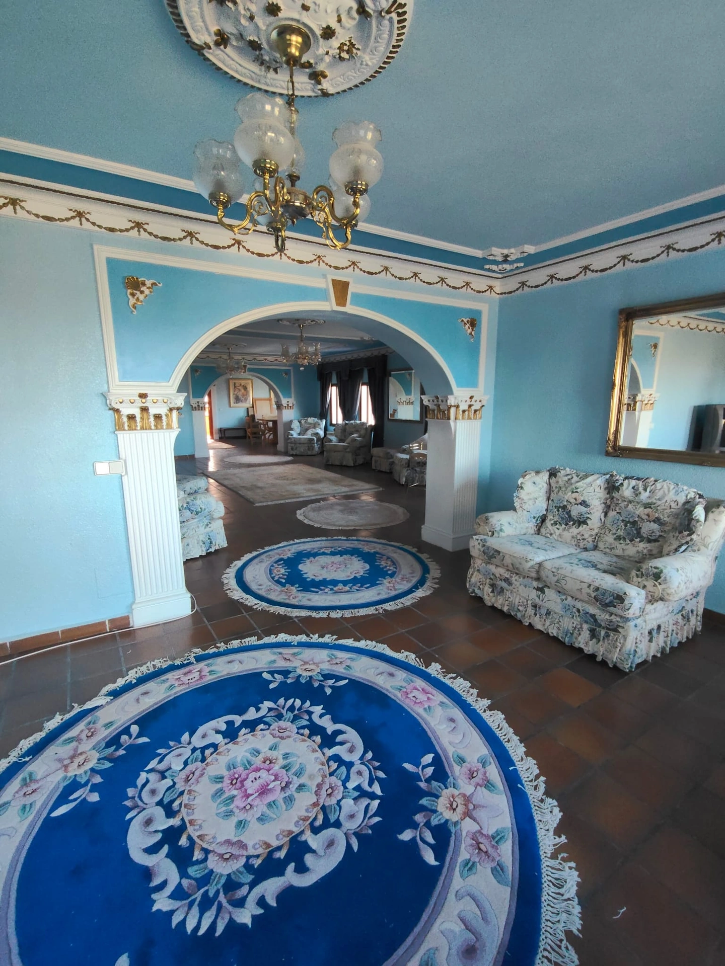 FINCA EXCLUSIVA CON ALTO POTENCIAL EN La Nucía