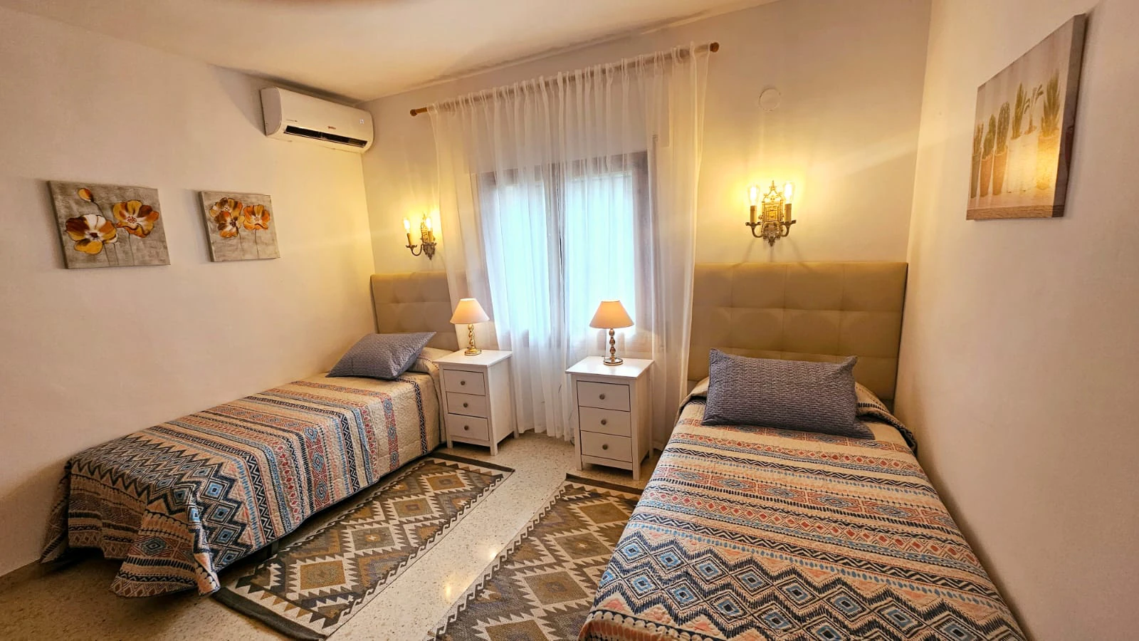 Casa Independiente en Venta con Vistas AL MAR