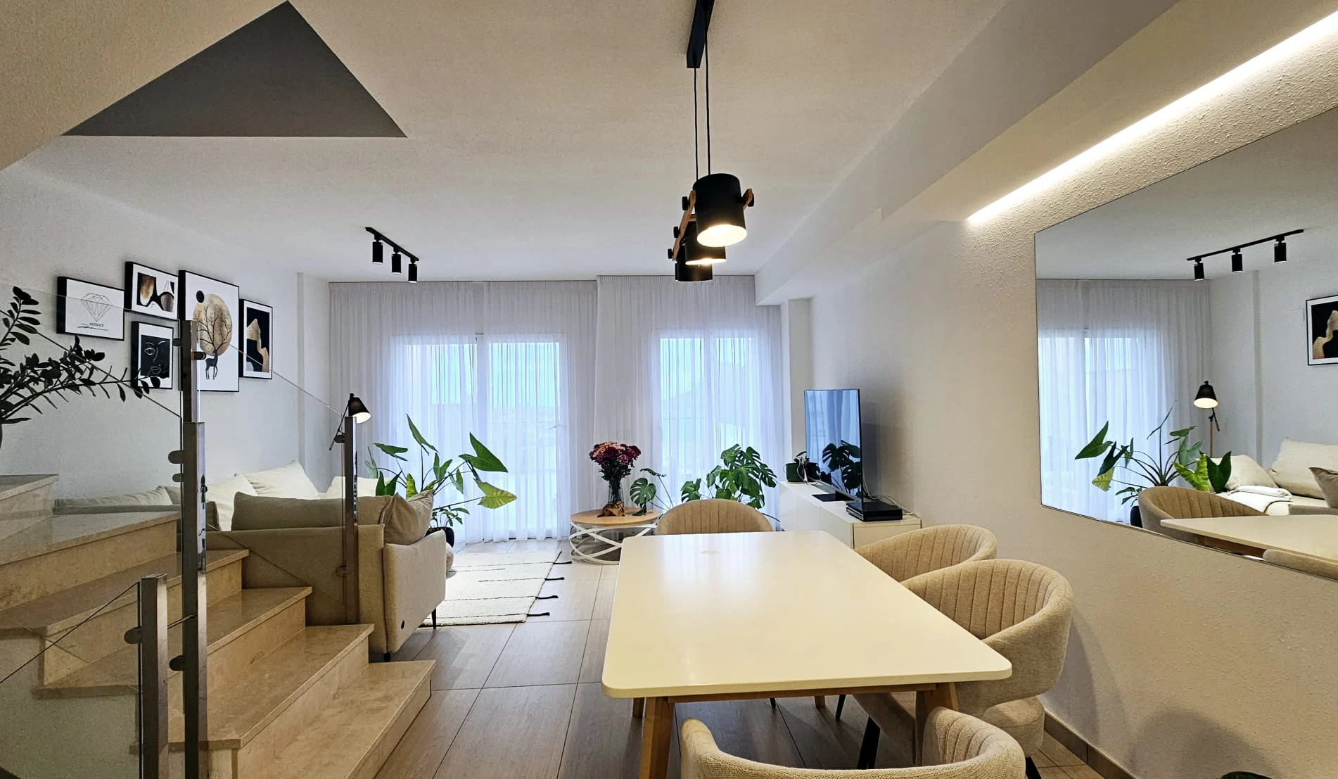 Casa Independiente en Venta con Vistas AL MAR
