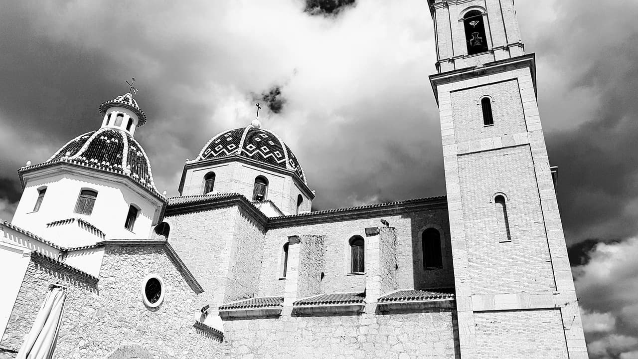 Securing Return on Investment in Luxury Property in Spain