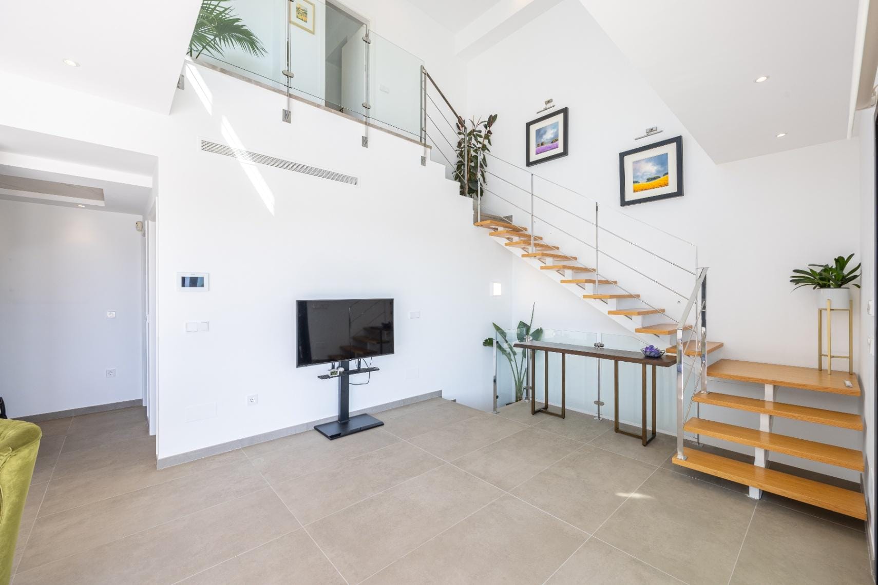 Modern Villa with a Pool for Sale in Polop