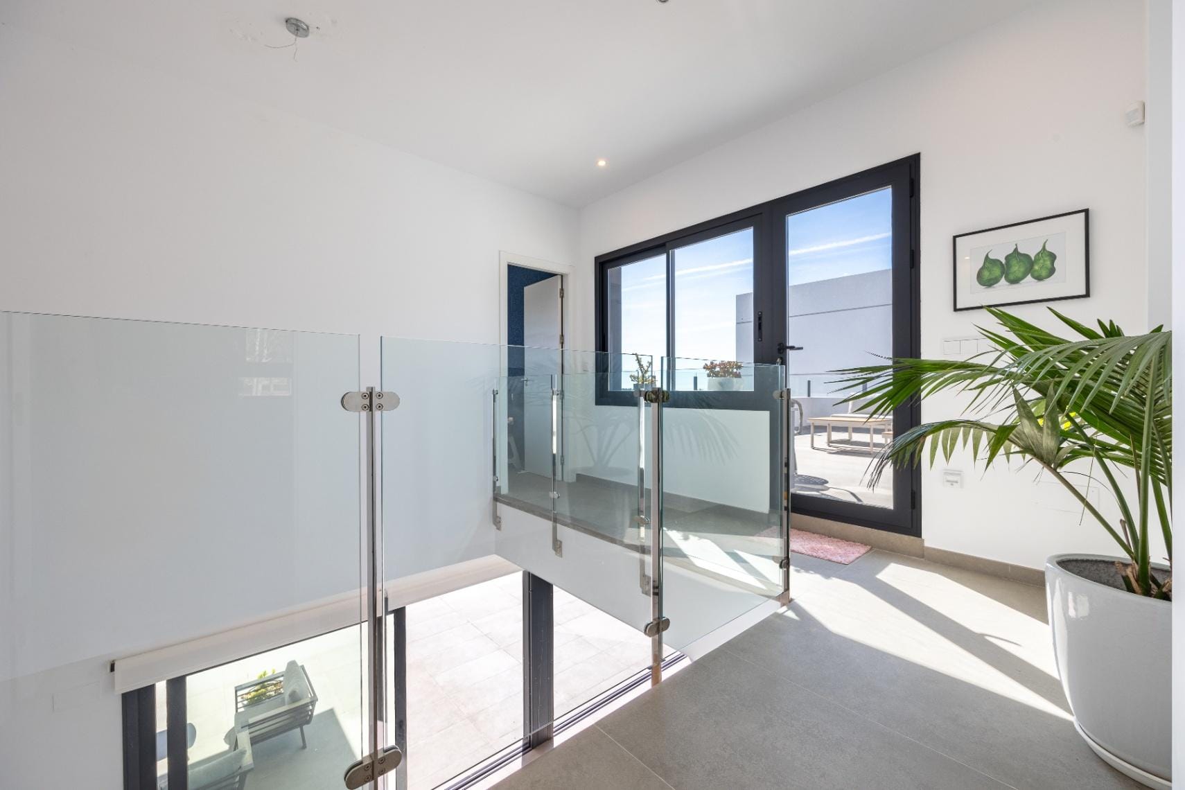 Modern Villa with a Pool for Sale in Polop