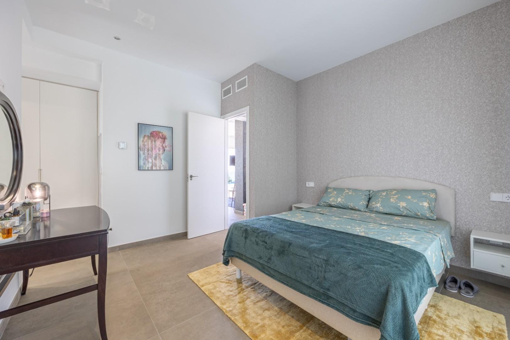 Modern Villa with a Pool for Sale in Polop