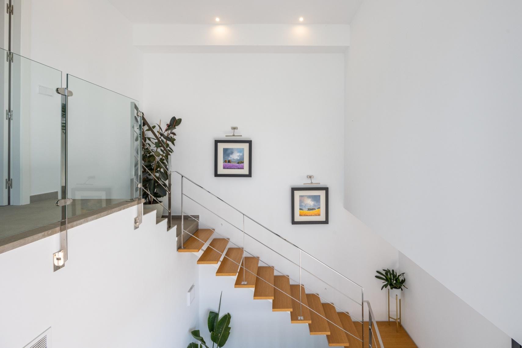 Modern Villa with a Pool for Sale in Polop