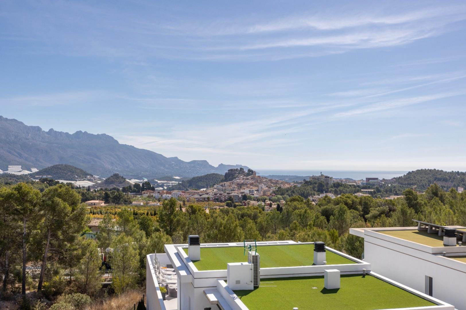 Modern Villa with a Pool for Sale in Polop