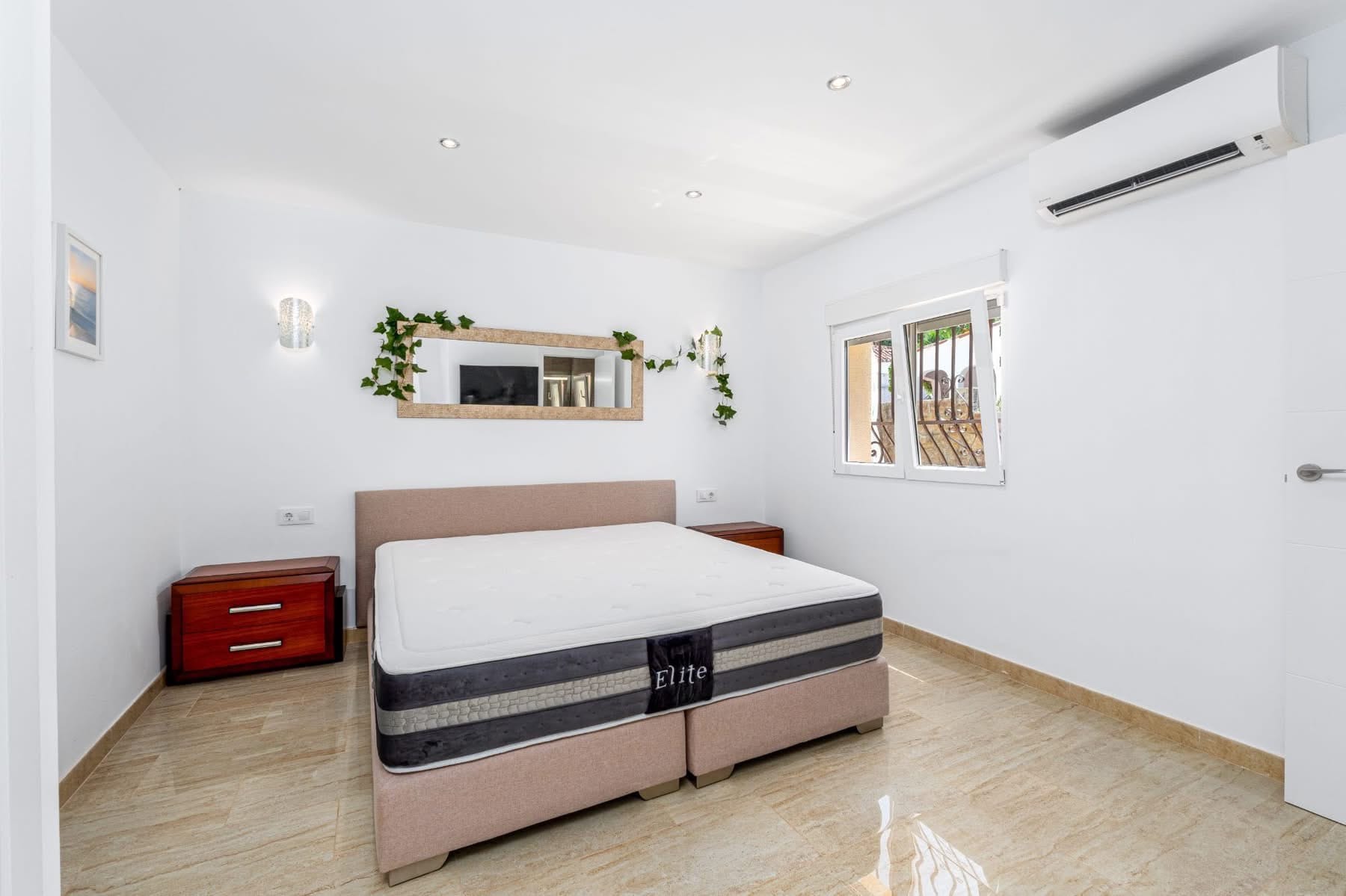 STUNNING VILLA WITH SOUTHEAST ORIENTATION FOR SALE IN ALBIR WITH POOL, SAUNA, AND BAR AREA
