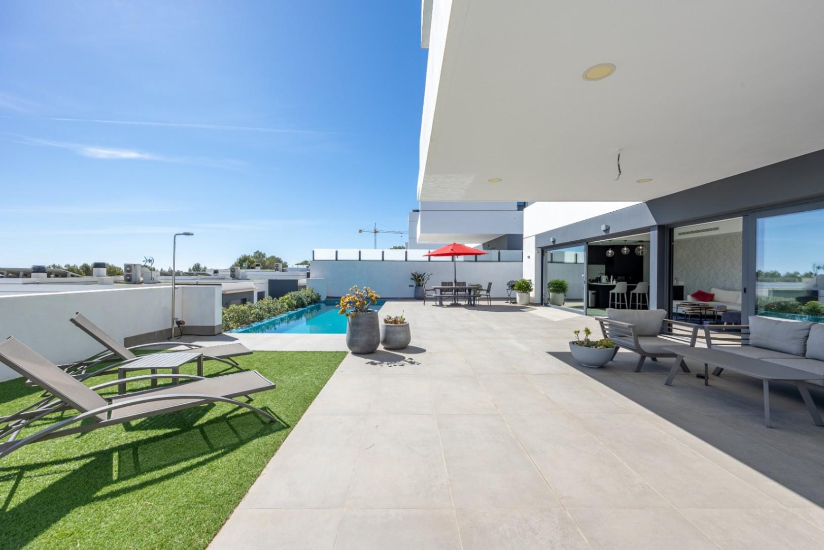 Modern Villa with a Pool for Sale in Polop
