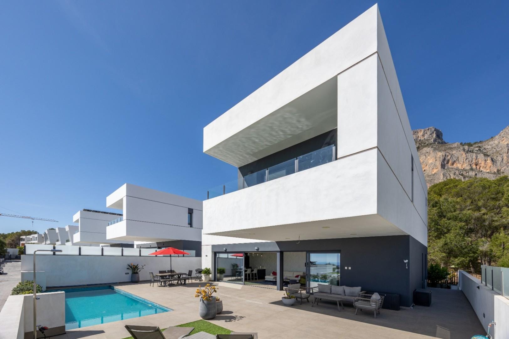 Modern Villa with a Pool for Sale in Polop