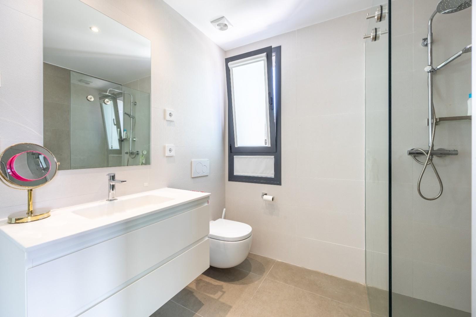 Modern Villa with a Pool for Sale in Polop