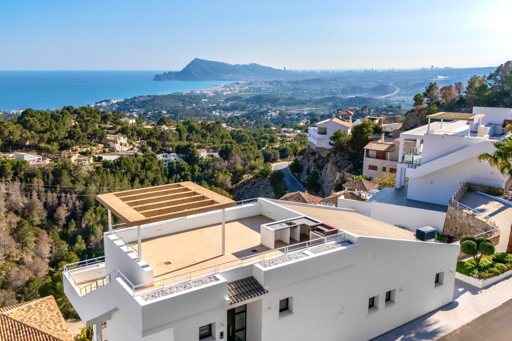 Modern Villa for Sale in Altea With Infinity Pool