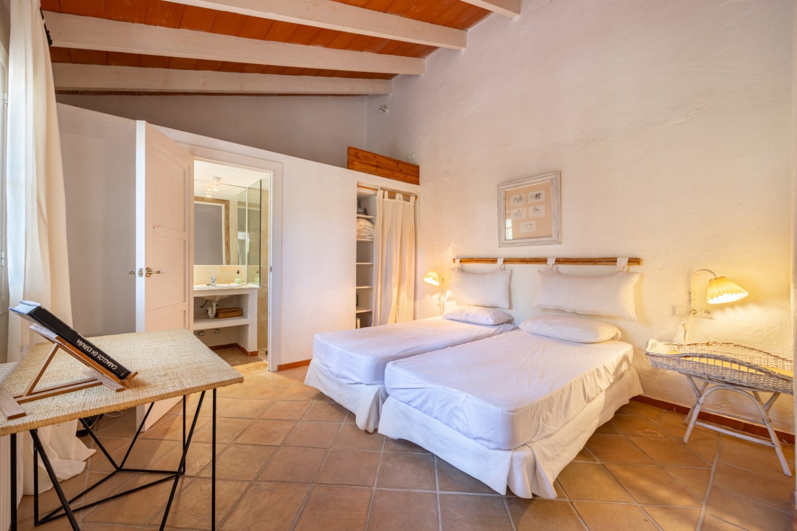 A Traditional Farm with Guest House for Sale in Altea