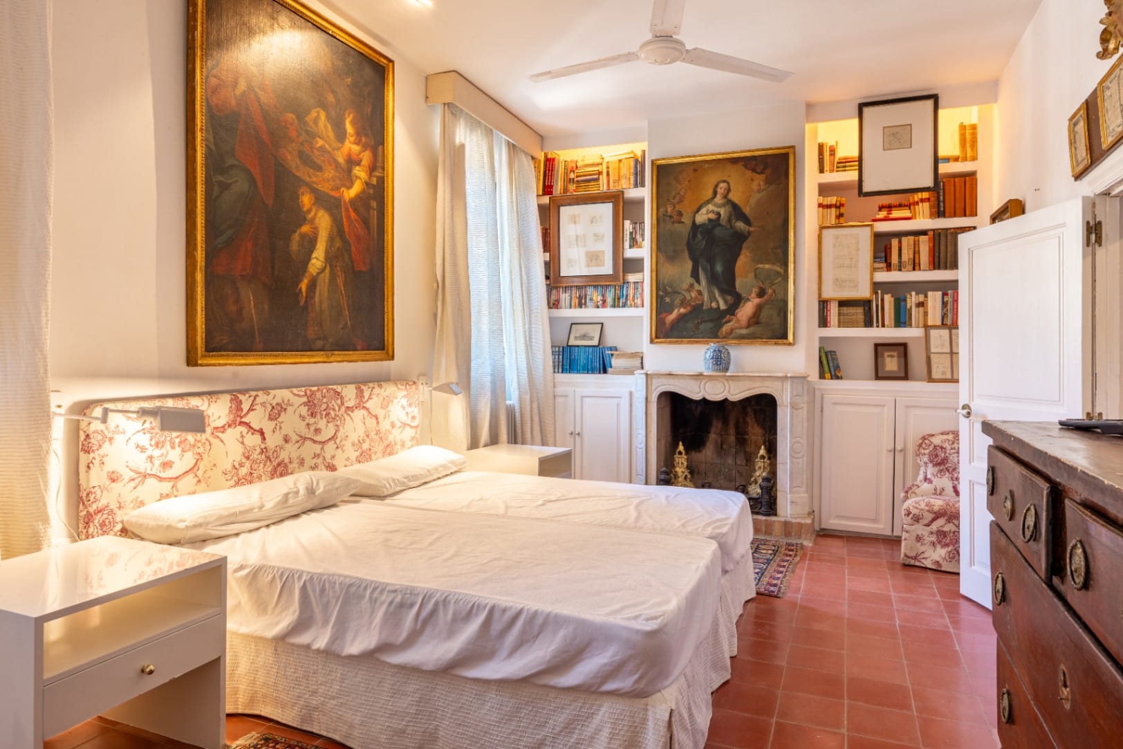A Traditional Farm with Guest House for Sale in Altea