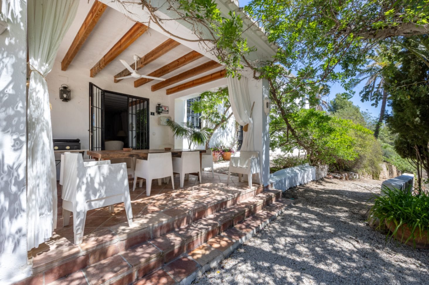 A Traditional Farm with Guest House for Sale in Altea